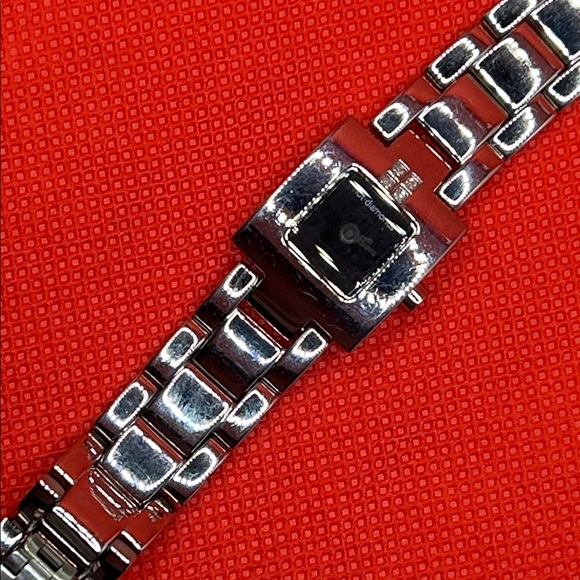 Ladies Hot Diamonds Watch - Picture 15 of 15